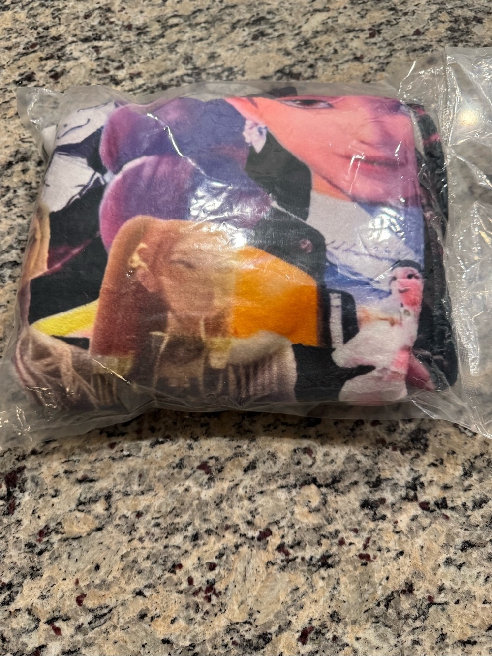 KPOP Demon Hunters & Saja Boys Fleece Throw Blanket – Soft Cozy Anime - Picture 4 of 4